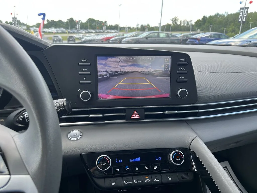 Used 2023 Red Hyundai Blue image 23
