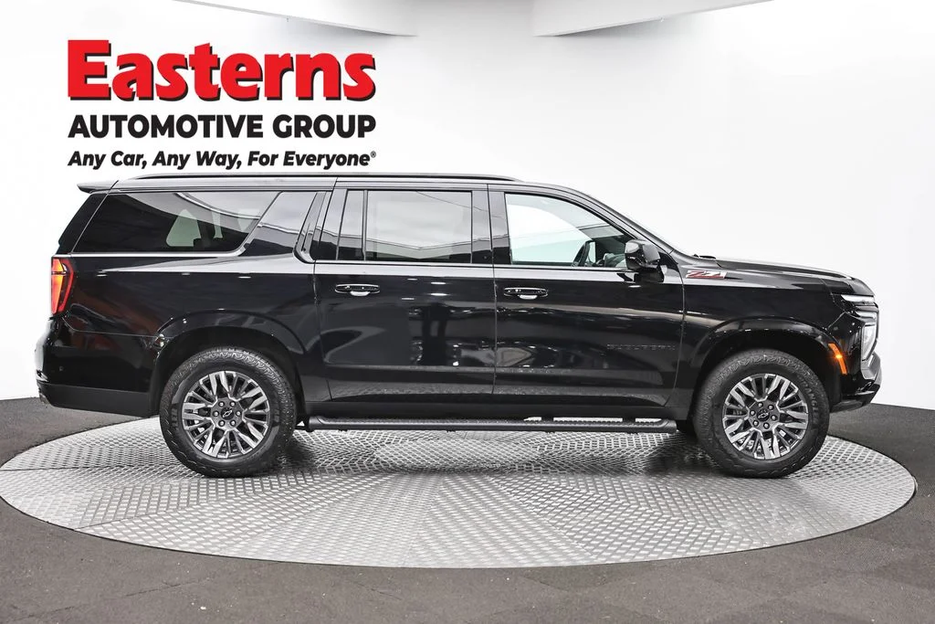 Used 2025 Black Chevrolet Z71 image 4