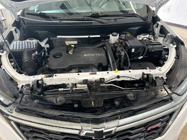 Used 2022 White Chevrolet RS image 27