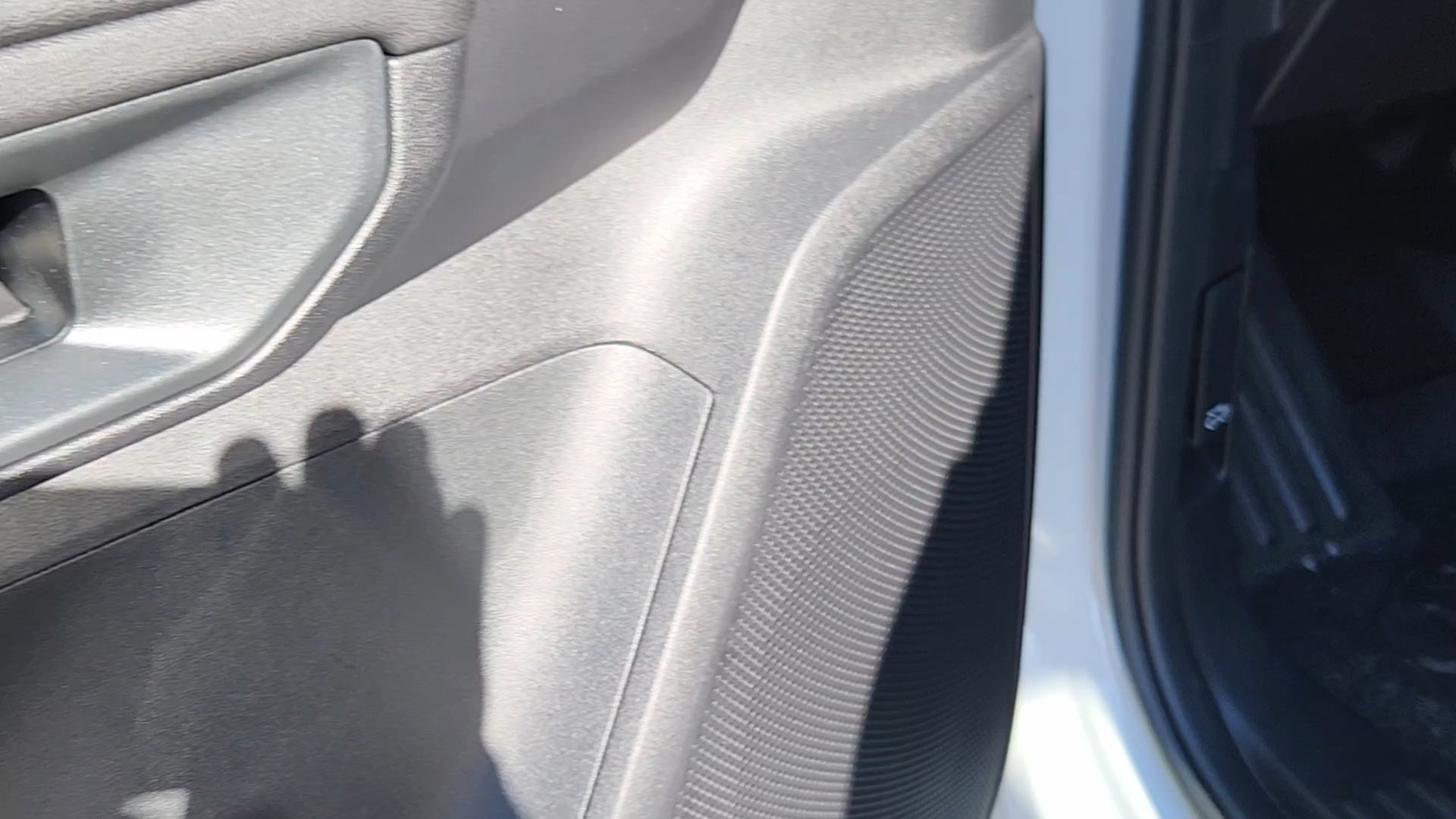 New 2026 Oxford White Ford XL image 26