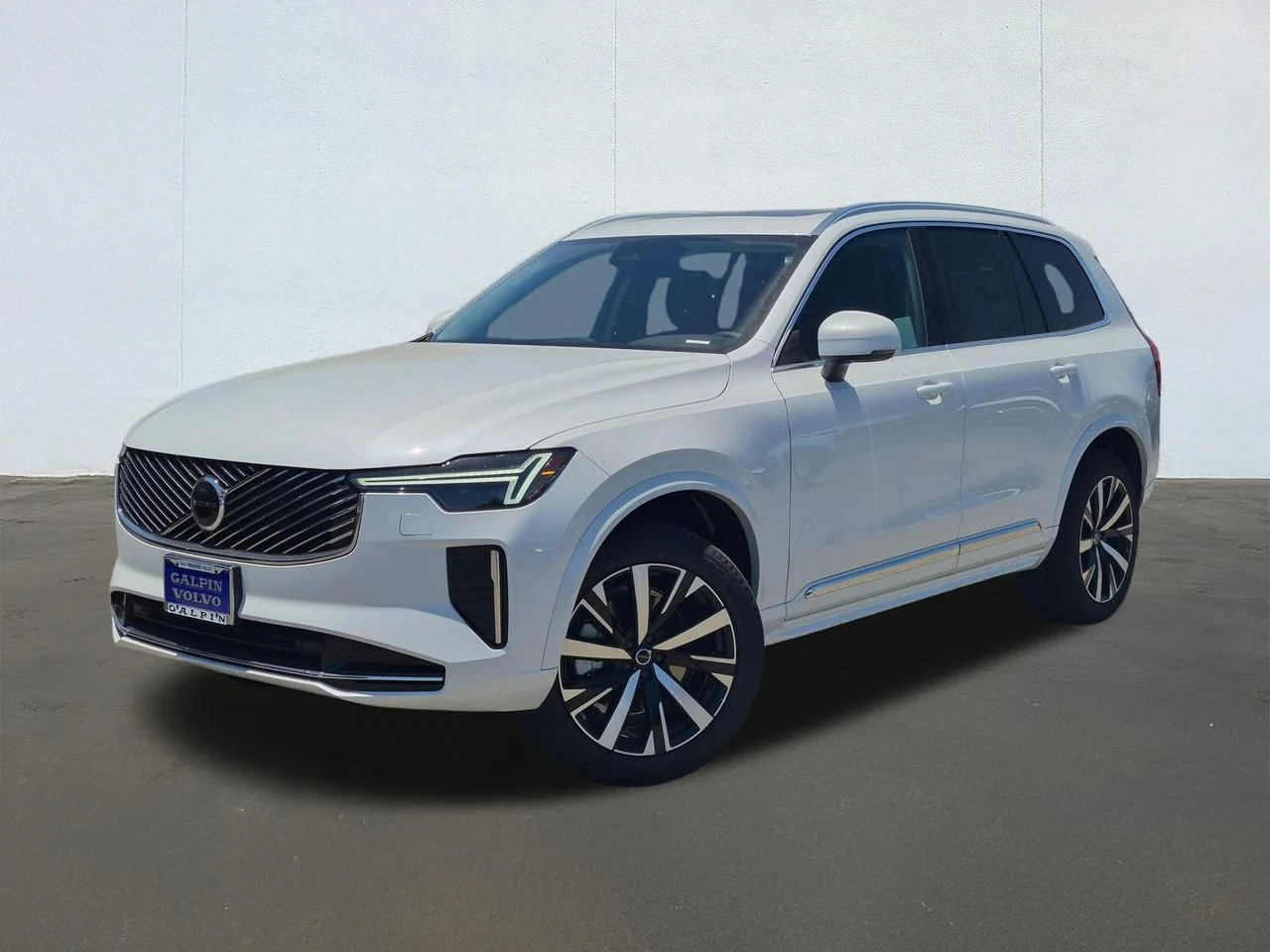 2026 Volvo XC90 Core