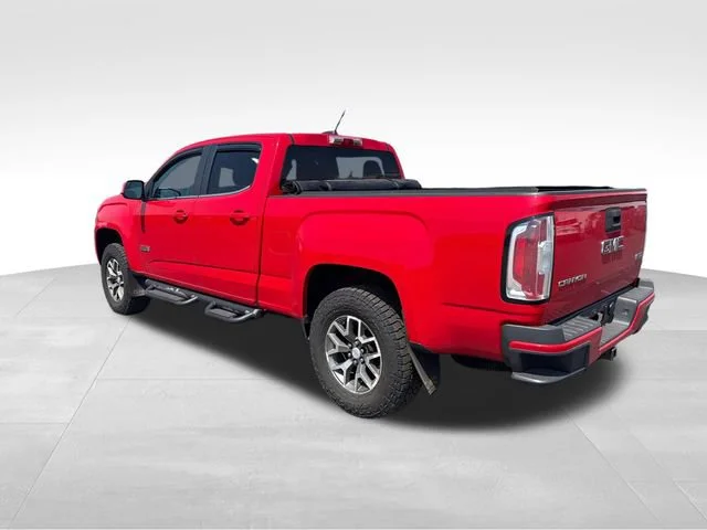 Used 2015 Cardinal Red GMC 4WD SLE image 3