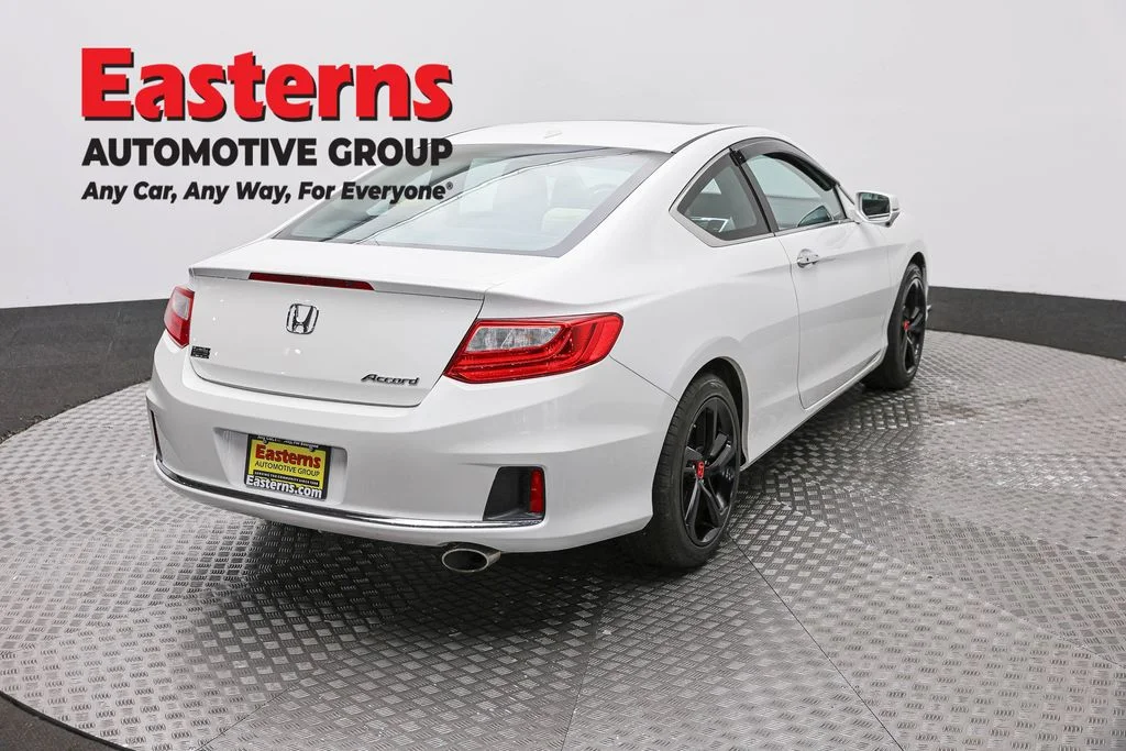 Used 2015 White Honda EX-L image 5