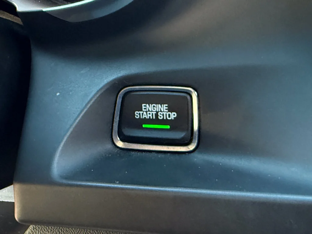 Used 2020 RED HOT Chevrolet 1LT image 31