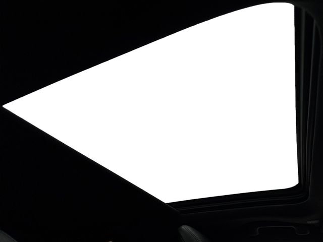 Used 2023 Silver Jeep Trailhawk image 18