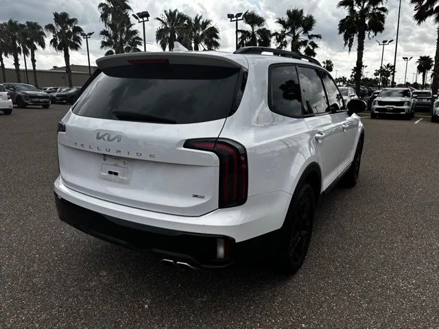 Used 2024 White Kia EX X-Line image 6
