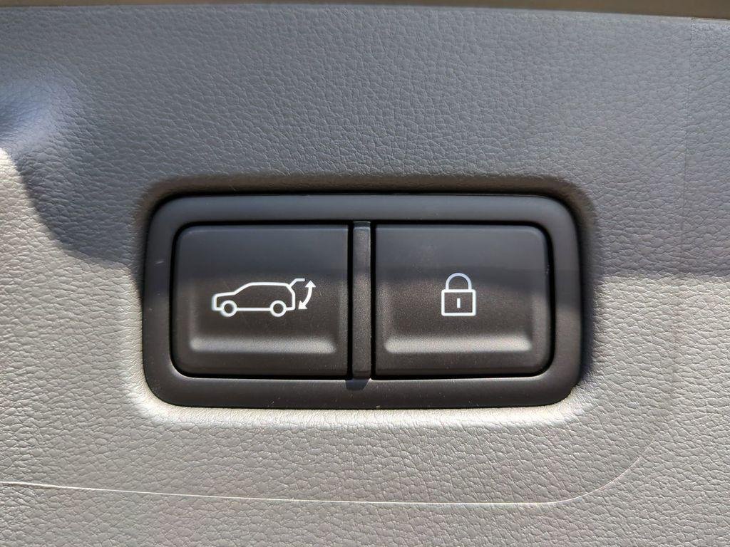 2026 Hyundai Santa Fe SE - Photo 15