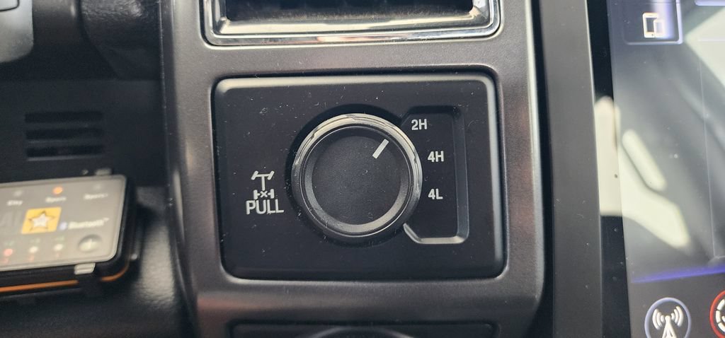 Used 2017 Lightning Blue Ford XL image 35