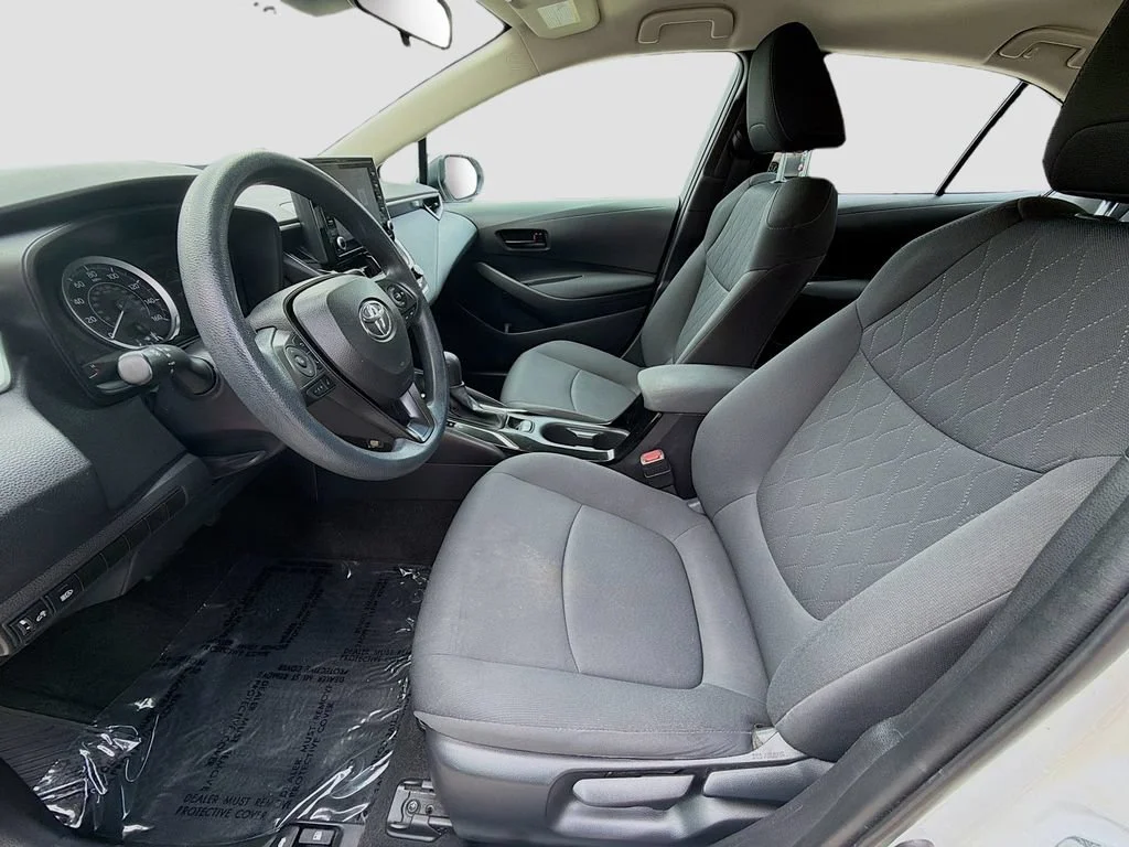 2022 Toyota Corolla LE - Photo 16