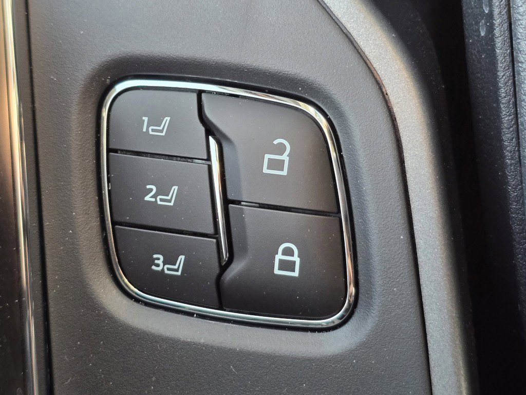 New 2026 Avalanche Ford F-350® Lariat® image 19
