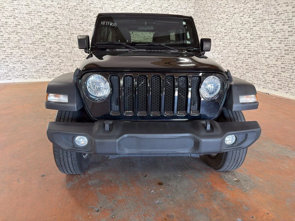 Used 2019 Black Clearcoat Jeep Unlimited Sport S image 2