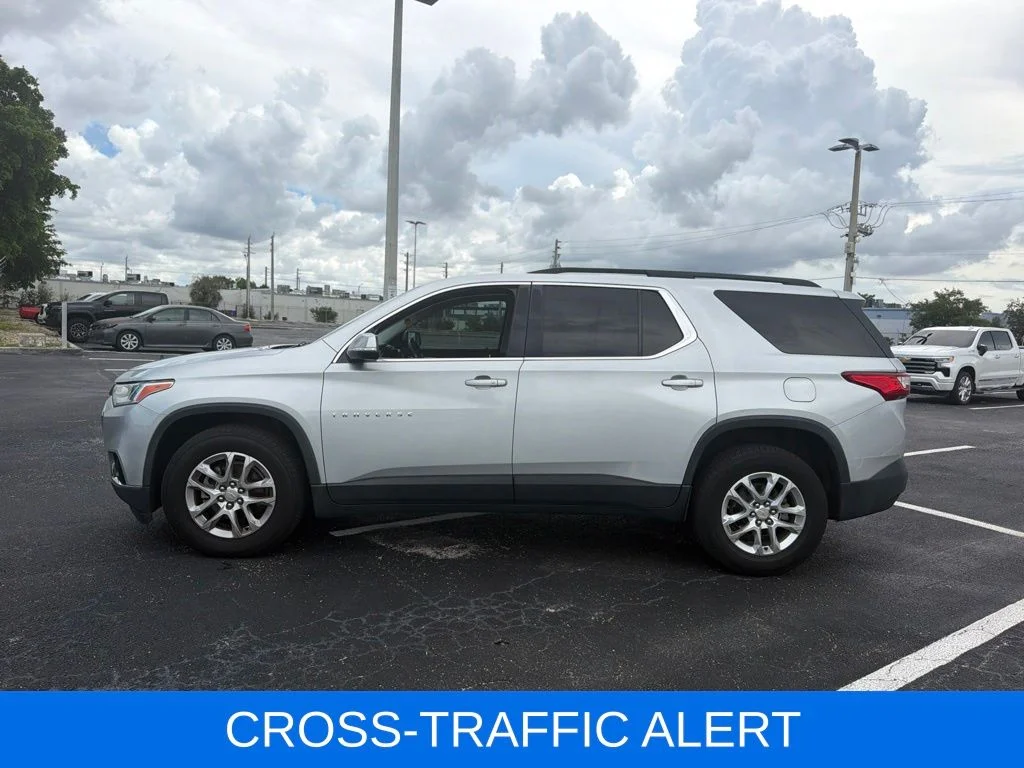 Used 2019 Silver Chevrolet LT image 4