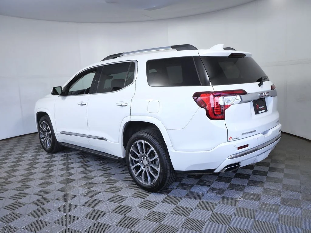 Used 2020 White GMC Denali image 4