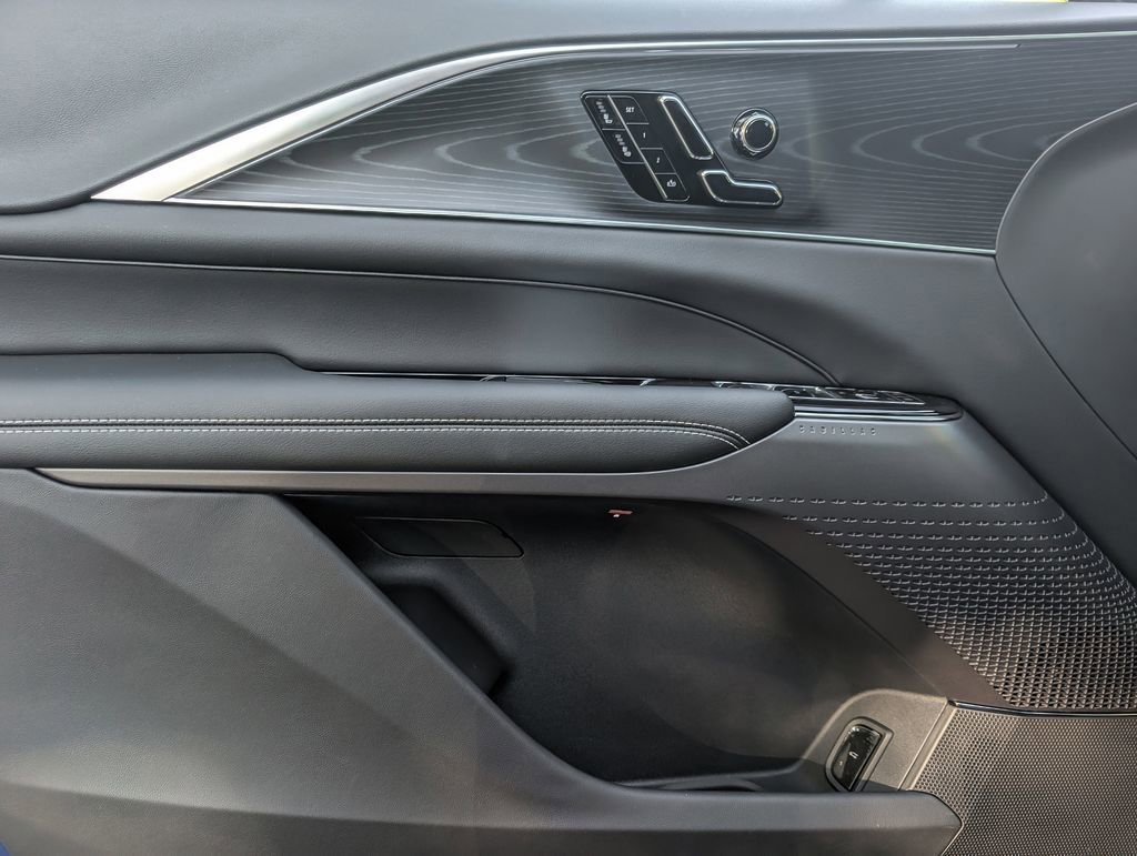 2026 Cadillac LYRIQ Sport - Photo 9