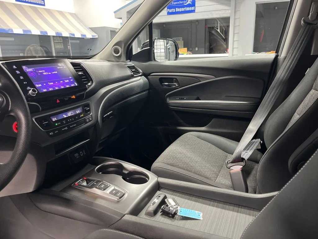 2021 Honda Ridgeline Sport - Photo 17