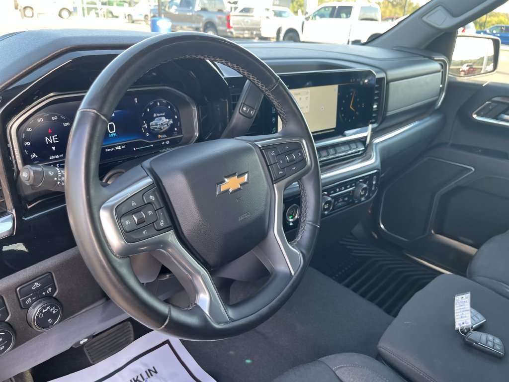 Used 2023 Gray Chevrolet LT image 15