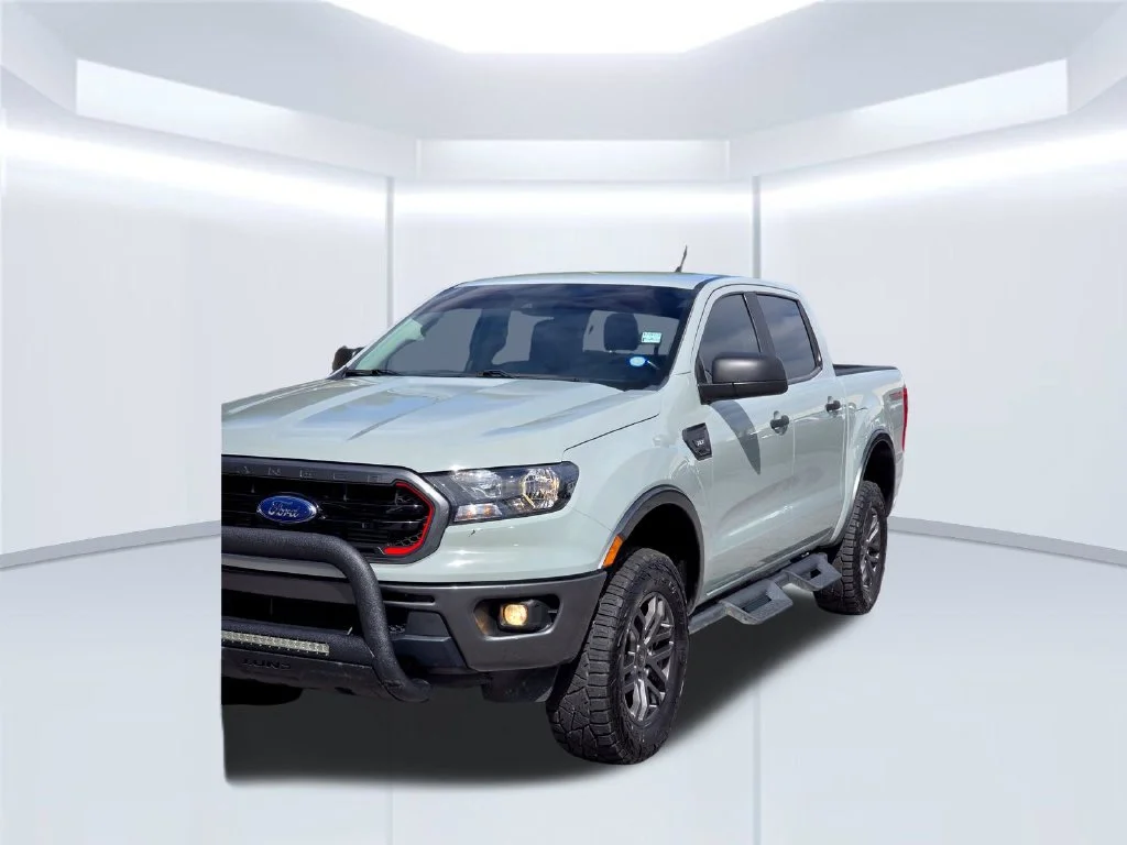 Used 2023 Green Ford XLT image 52