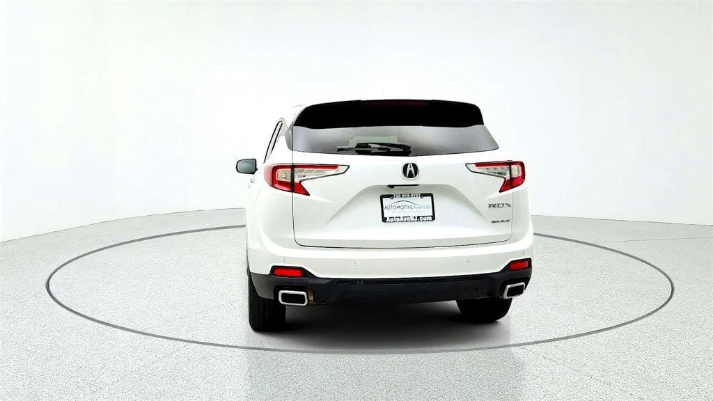 Used 2024 Platinum White Pearl Acura SH-AWD w/Technology Package image 6