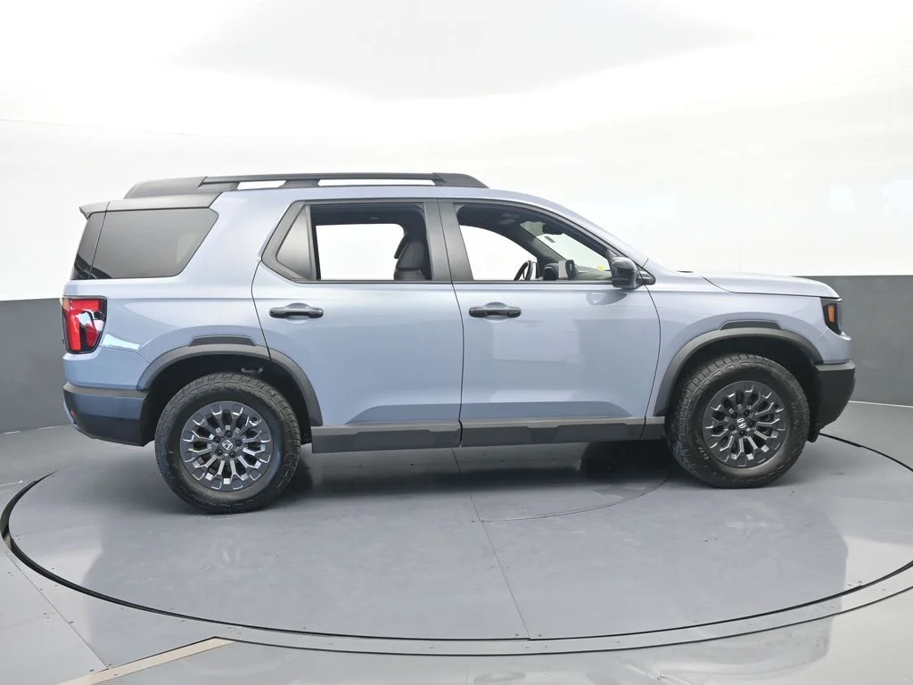 Used 2026 Sonic Gray Pearl Honda TrailSport image 7