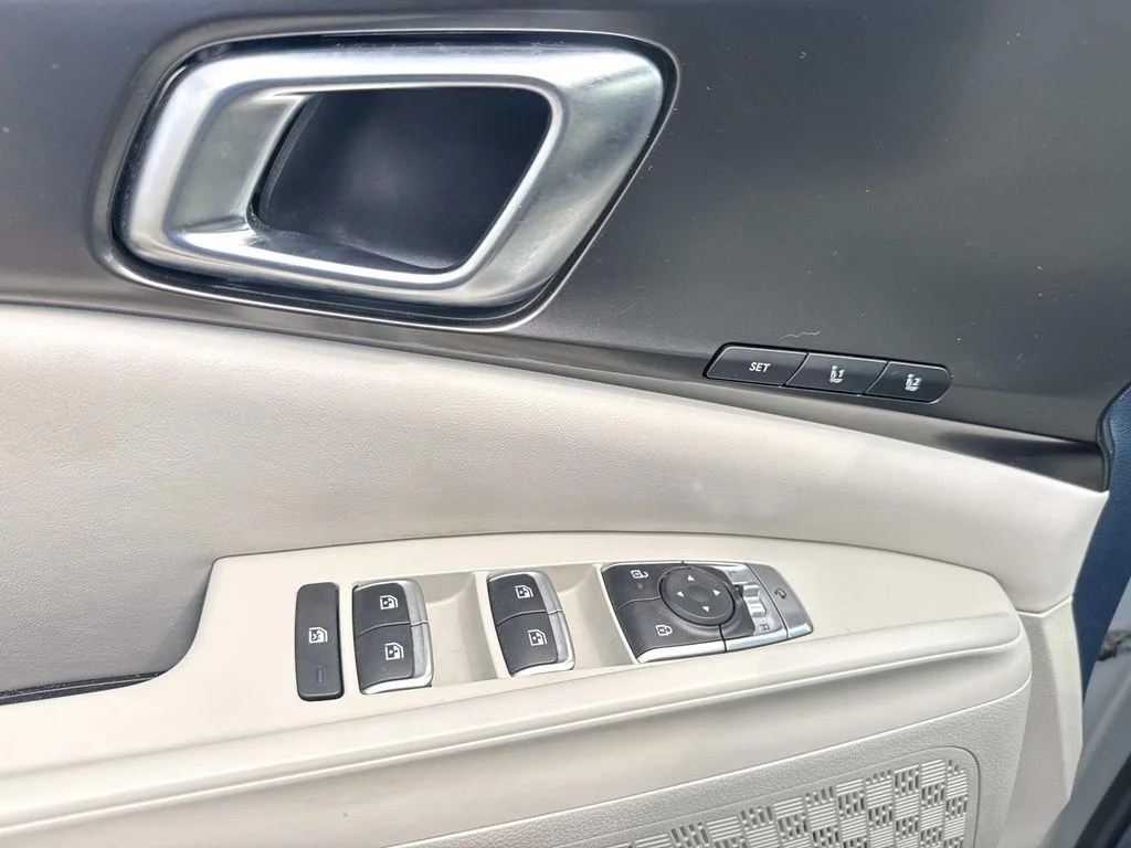 2025 Kia Carnival SX Prestige - Photo 26