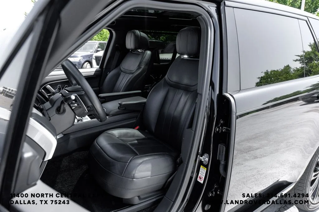 Used 2023 Black Land Rover Autobiography image 36