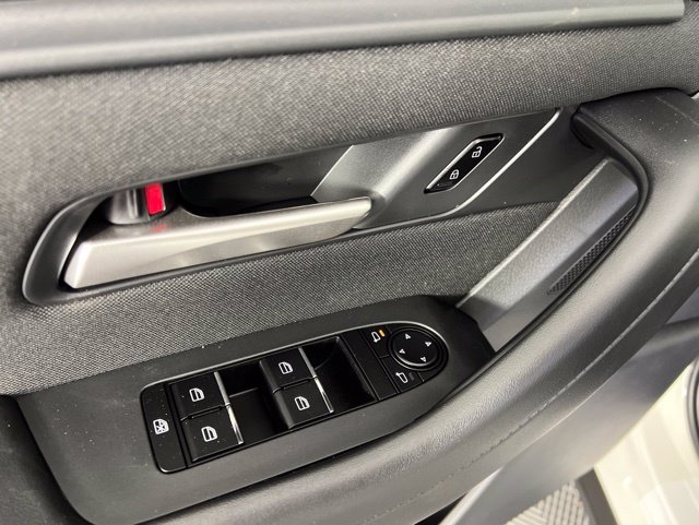 New 2026 White Mazda 3.3 Turbo Select image 17