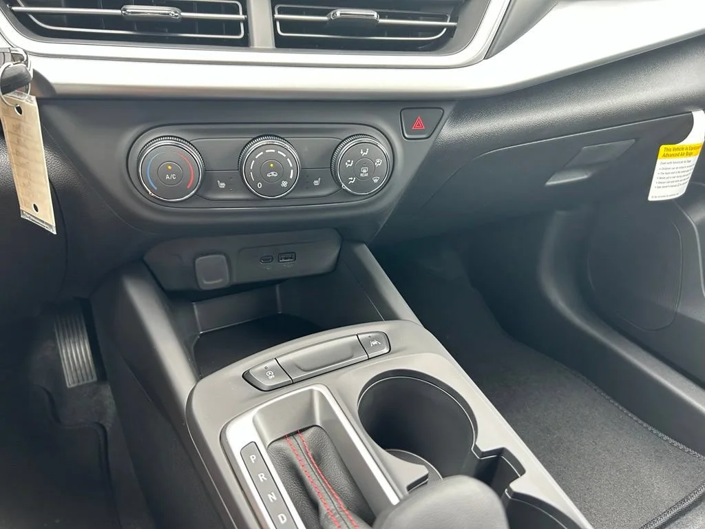 2026 Chevrolet Trax RS - Photo 21