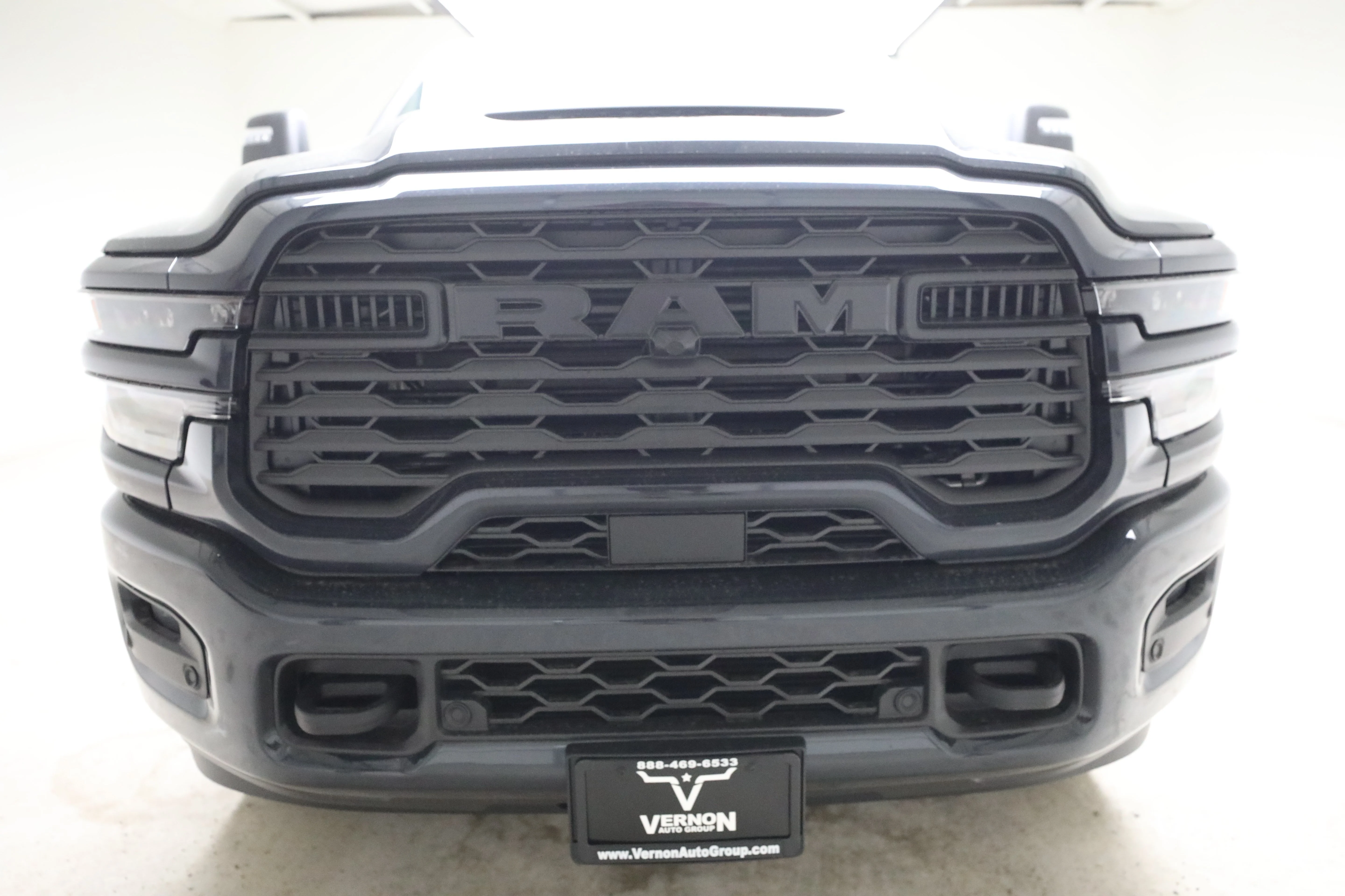 New 2026 Ram 2500 Black Express Crew Cab 4x4