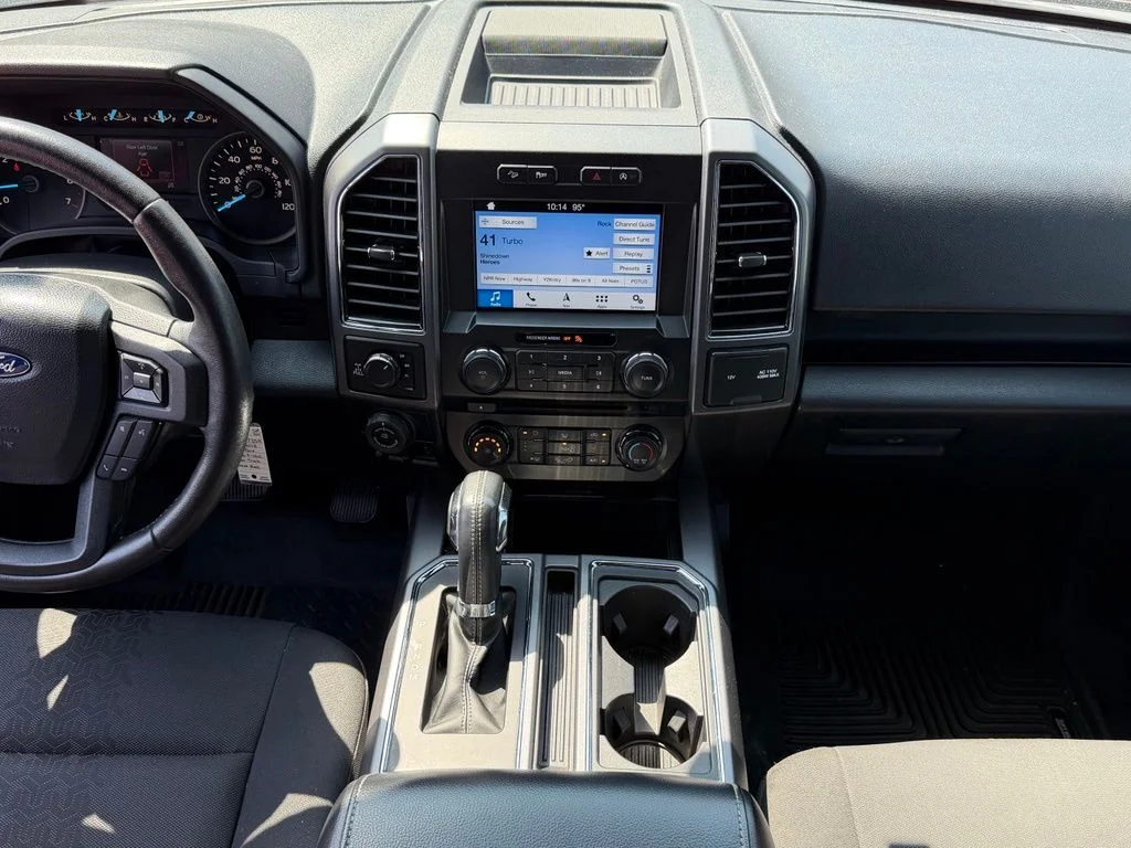 Used 2018 Red Ford XLT image 10
