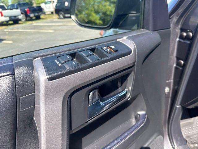 Certified Used 2022 MAGNETIC GRAY MET. Toyota  image 18