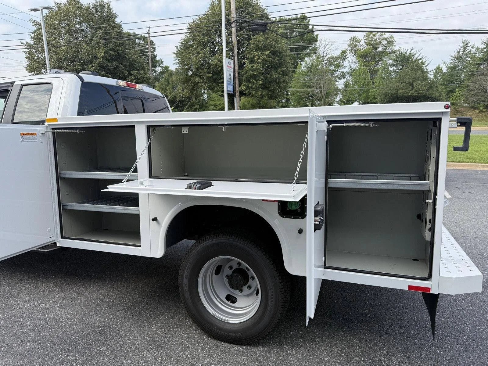 New 2026 Oxford White Ford XL image 18
