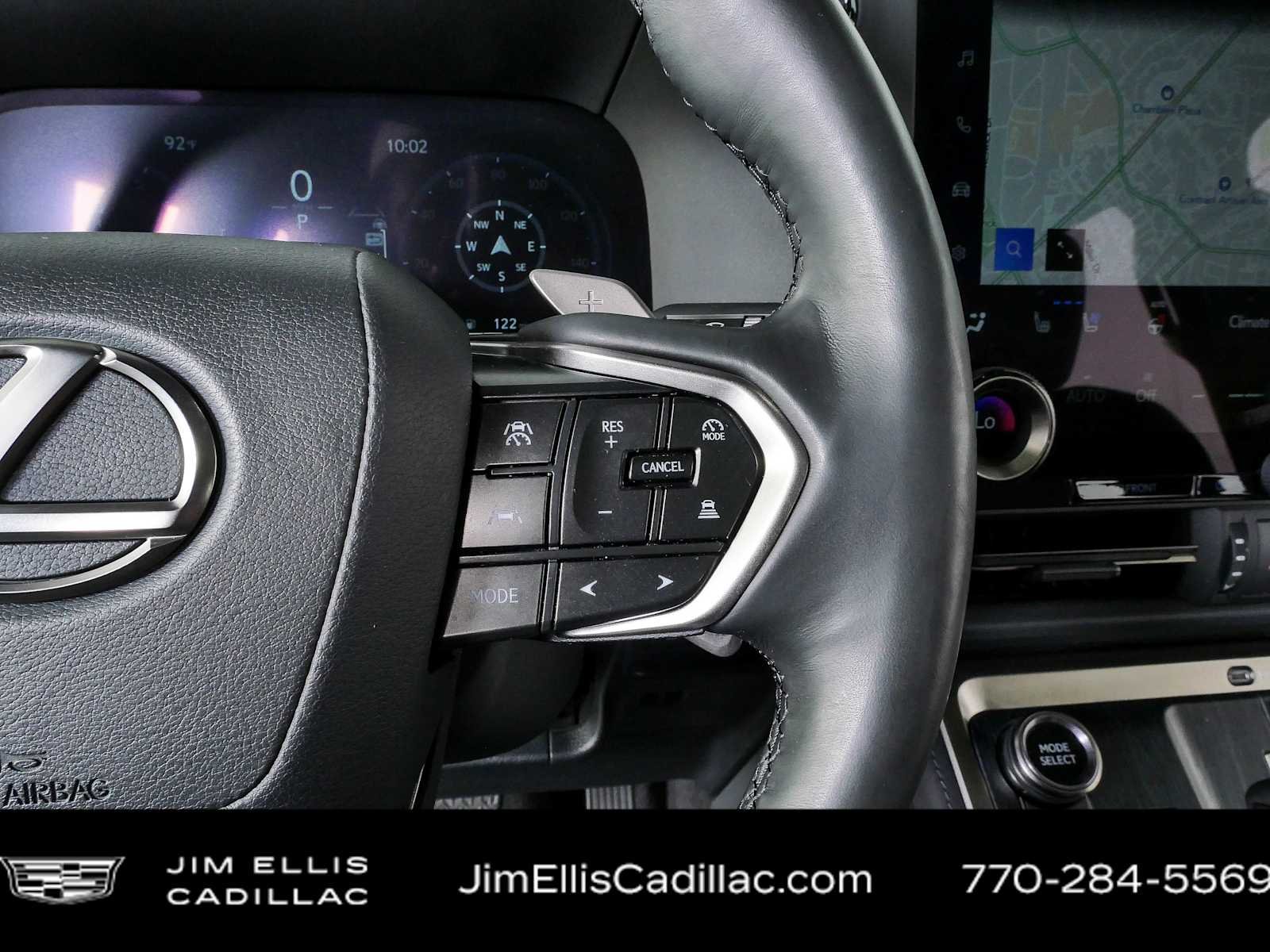 Used 2024  Lexus GX 550 Luxury image 11