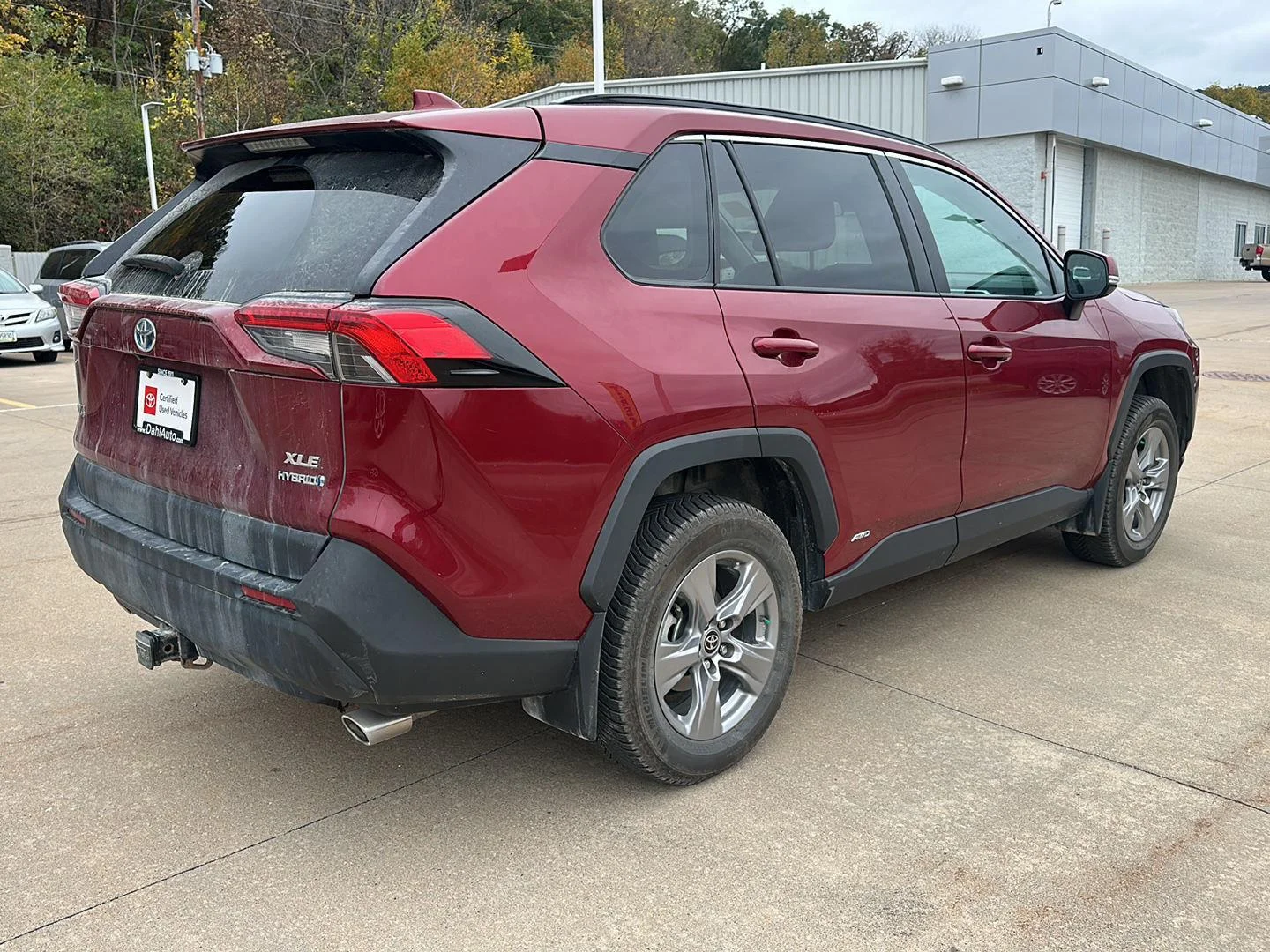 Used 2023 Ruby Flare Pearl Toyota XLE image 5