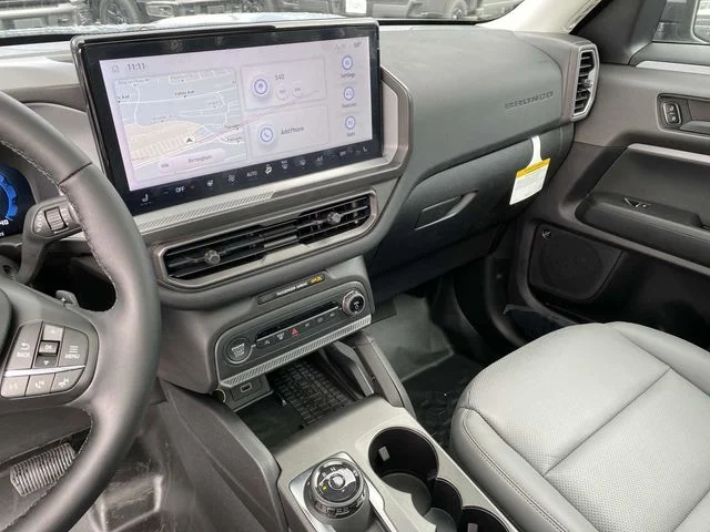 New 2025 Azure Gray Metallic Tri-Coat Ford Badlands® image 17