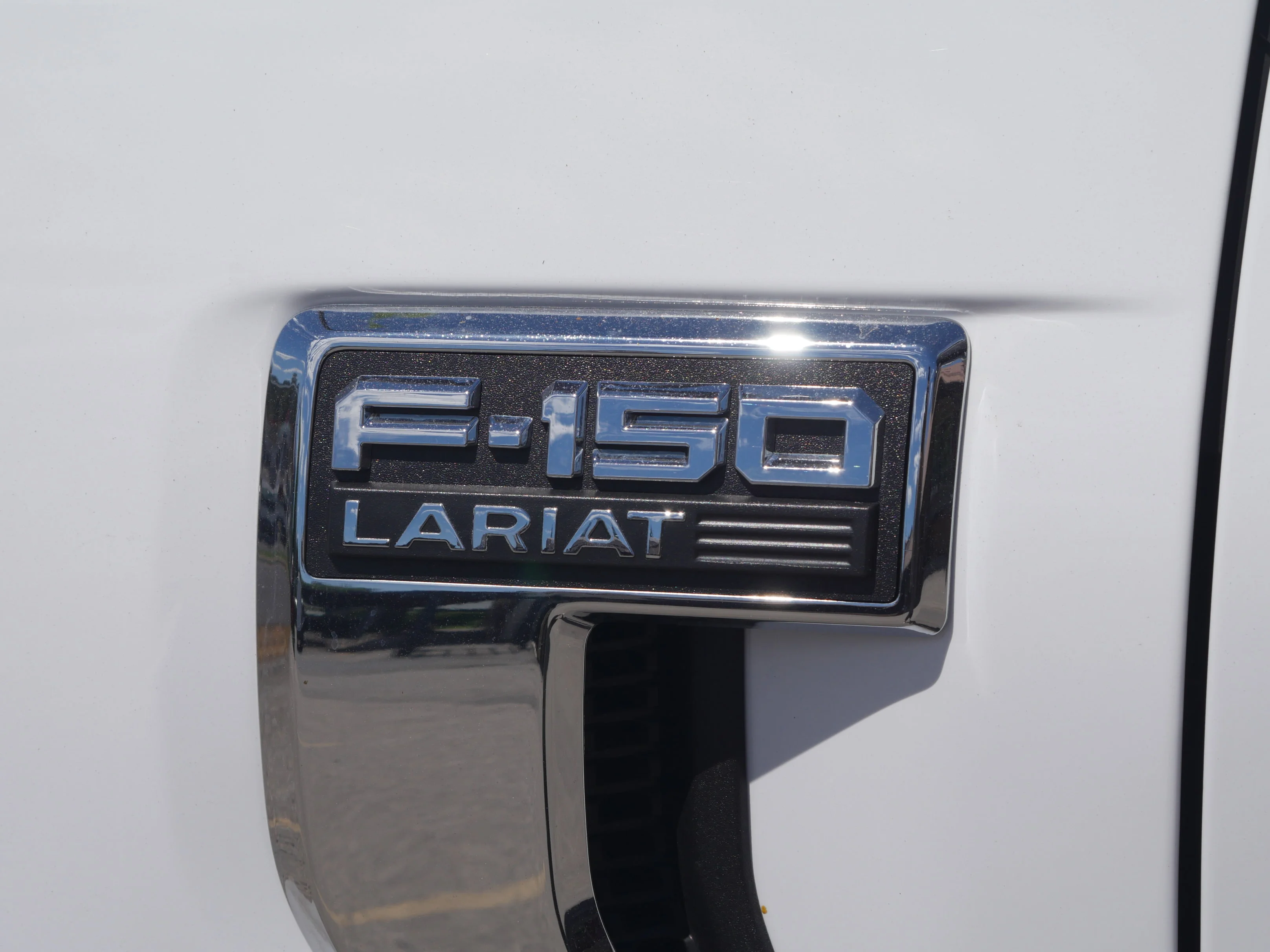 Certified Used 2023 White Ford LARIAT image 19