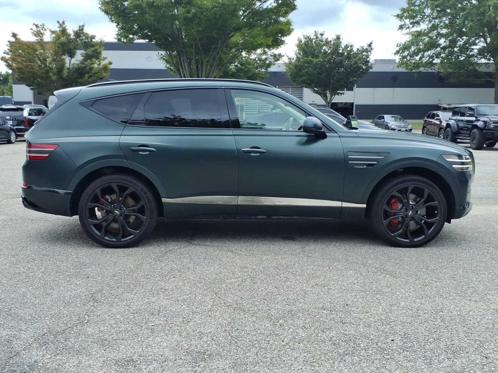 Used 2024 Brunswick Green Genesis Prestige Signature image 7