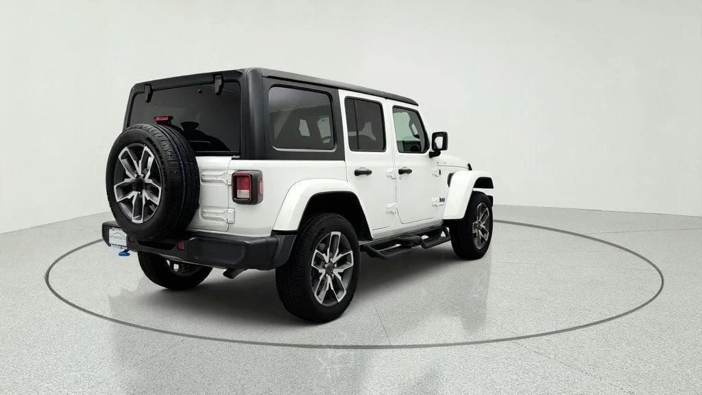 Used 2024 Bright White Clearcoat Jeep Sport S 4x4 w/ Convenience Group & Black Hard Top image 5