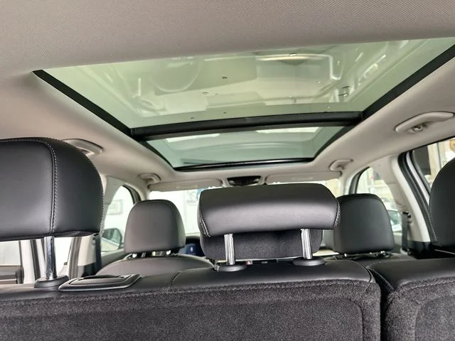 New 2026 Glacial White Pearl Kia S image 18