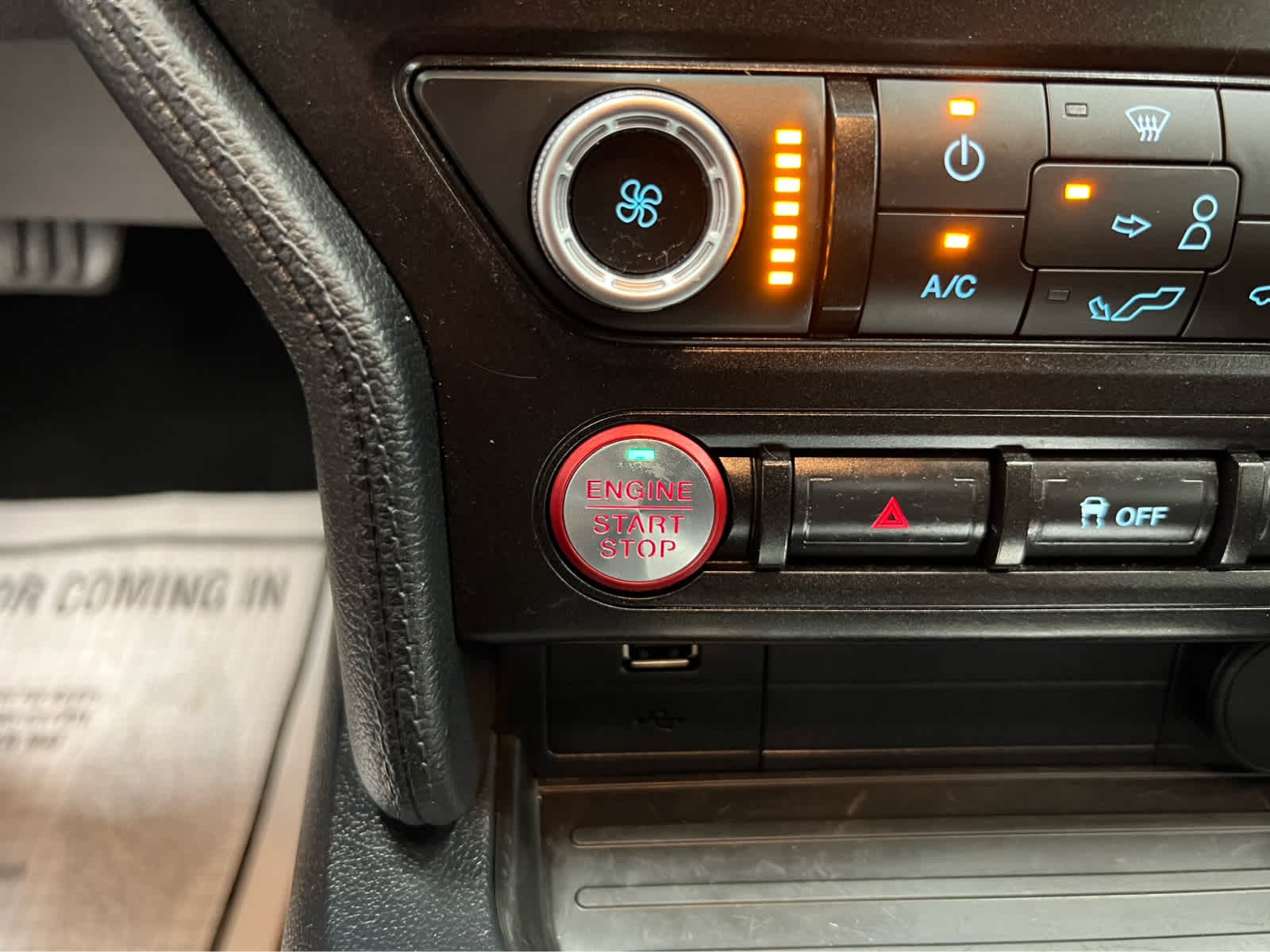 Used 2021 Oxford White Ford GT image 24