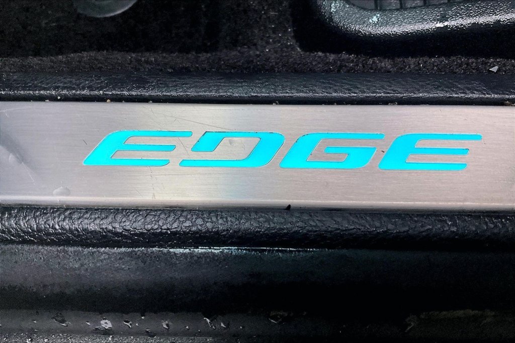 Used 2016 Gray Ford Titanium image 33