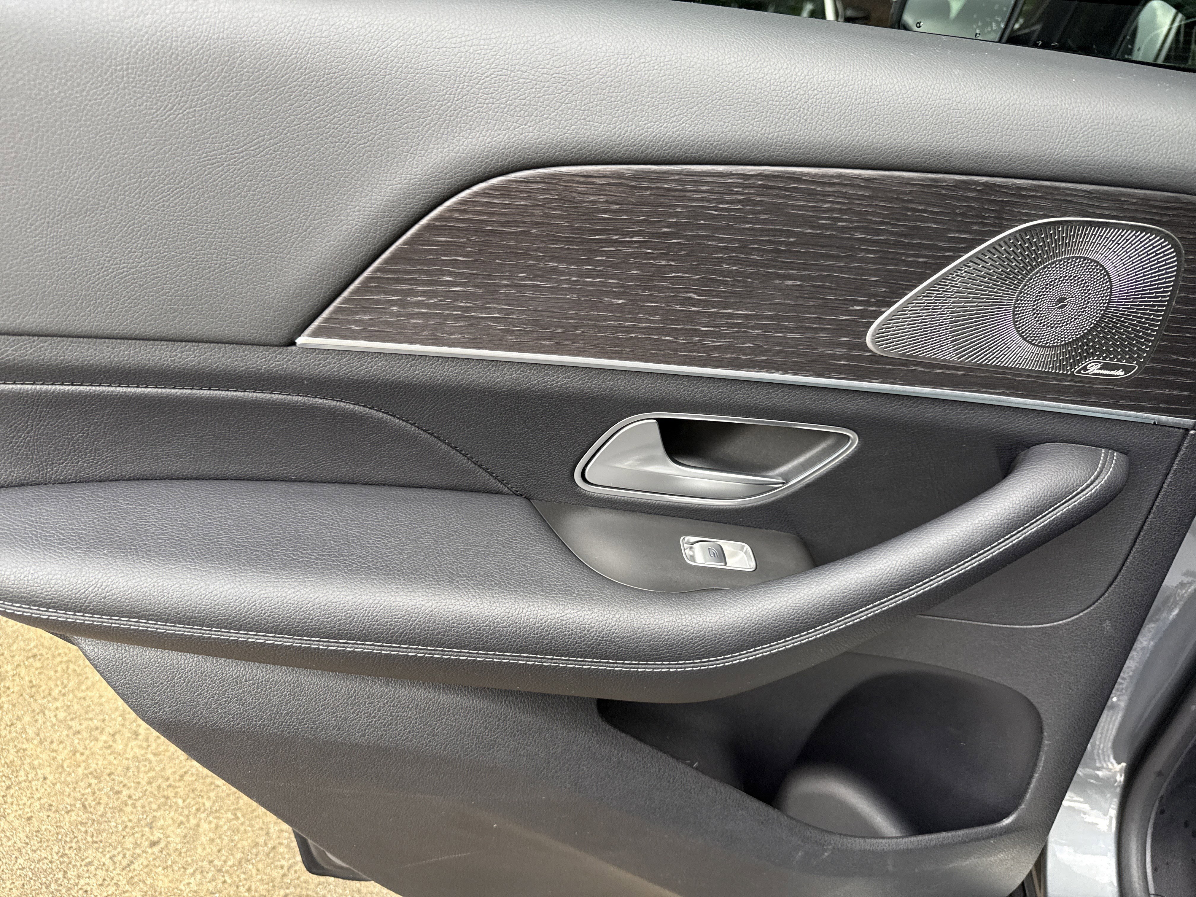 Used 2022 Gray Mercedes-Benz GLE 350 image 21