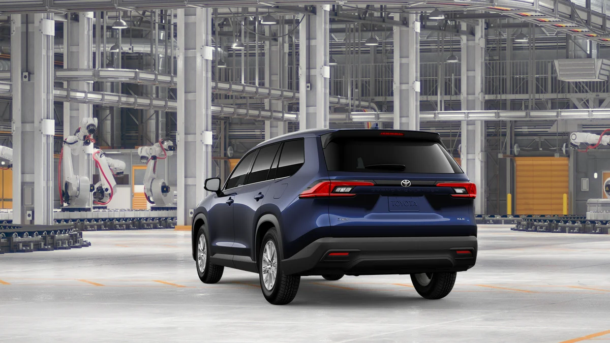 New 2026 Blueprint Toyota Hybrid XLE image 5