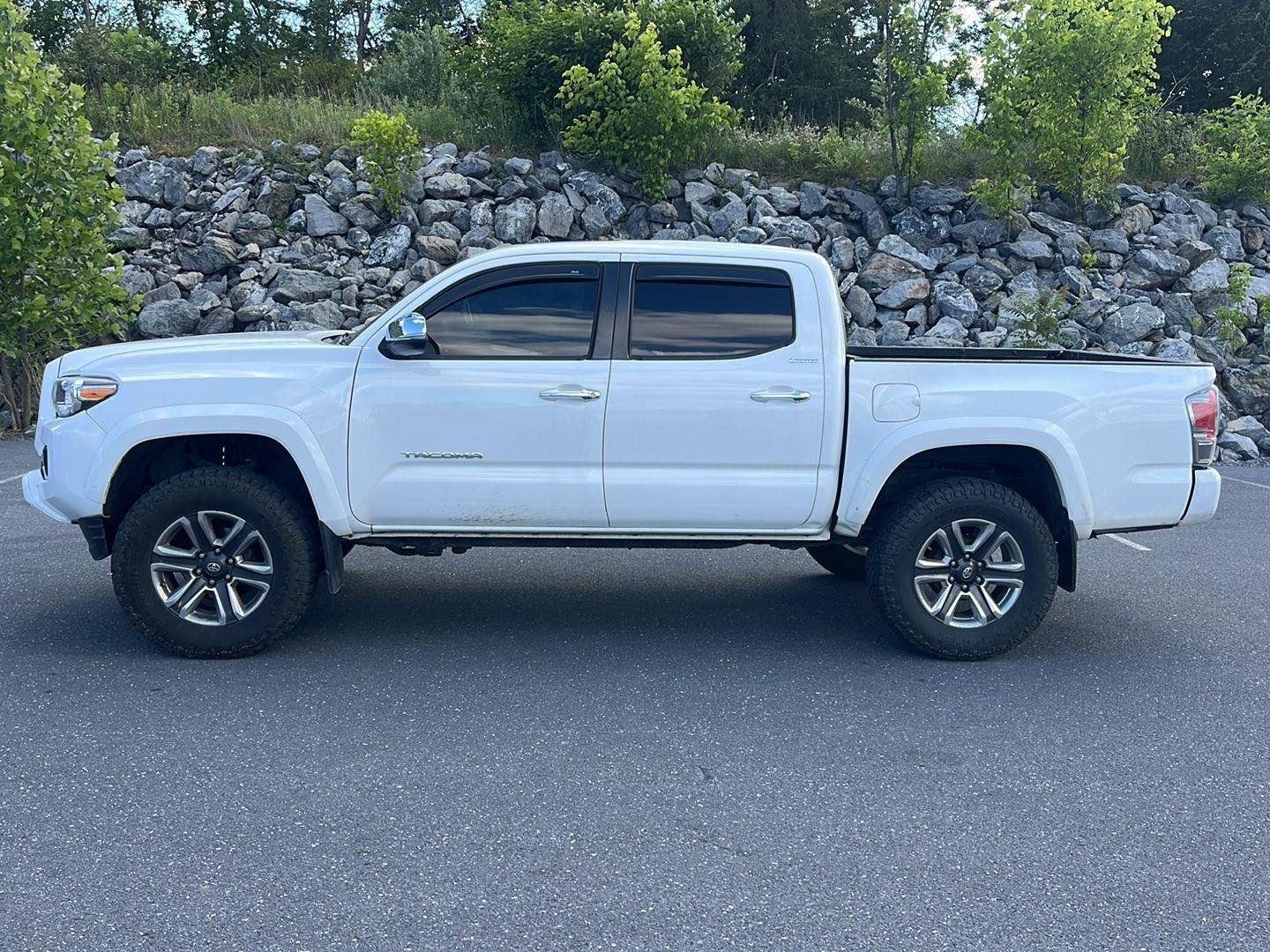 Used 2019 Super White Toyota Limited image 8