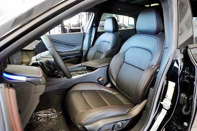 New 2026 Diamond Black Crystal Pearlcoat Dodge Scat Pack Plus image 17