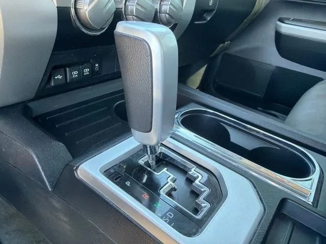 Used 2021 White Toyota SR5 image 30
