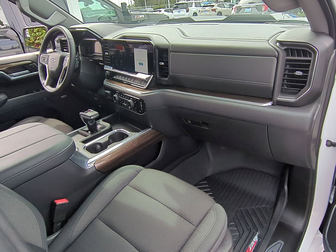 2025 Chevrolet Silverado 1500 LT Trail Boss - Photo 29
