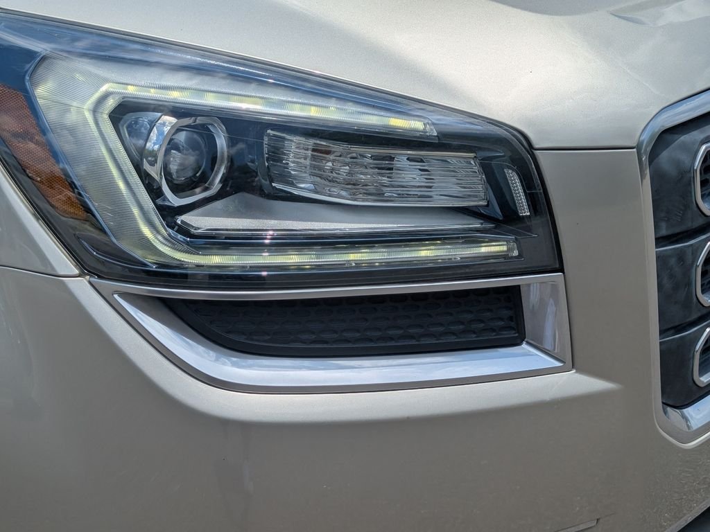 Used 2017 Silver GMC Limited image 4
