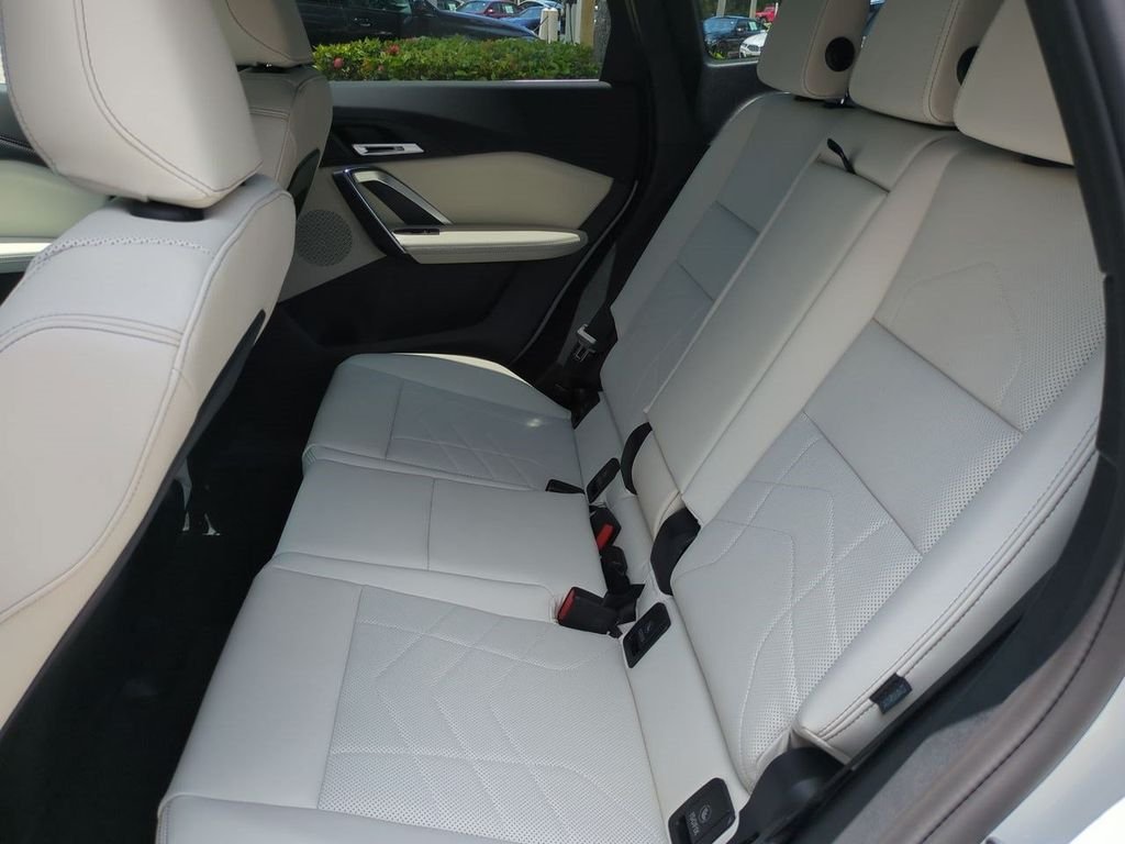 New 2026 Alpine White BMW xDrive28i image 14