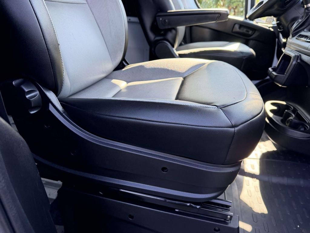 Used 2023 White Ram High Roof image 8