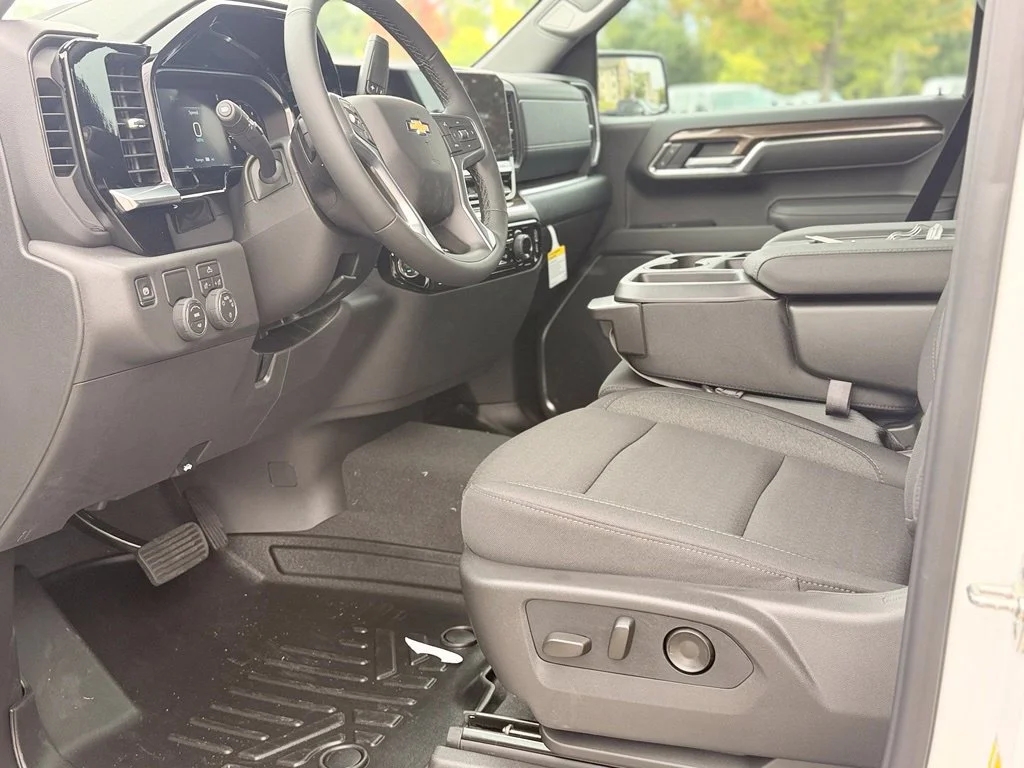 2026 Chevrolet Silverado 1500 LT - Photo 21